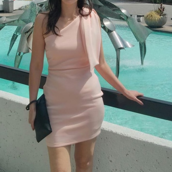 ASOS Dresses & Skirts - ASOS Light Peach Mini Dress size 6